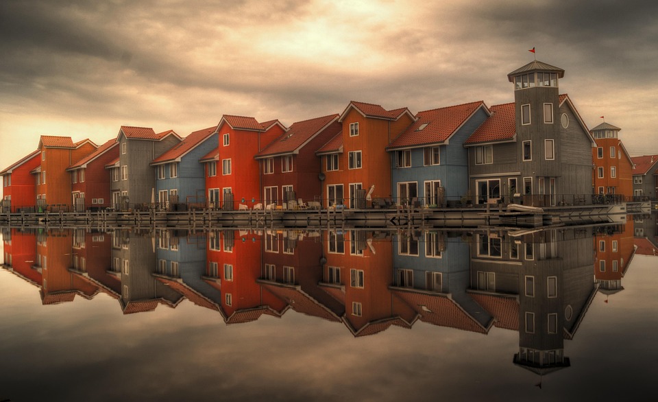 Exploring Dutch Design: The Vibrant World of Dutch-Style Color